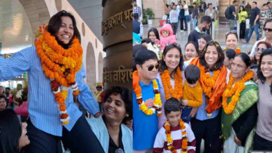 Photo of उत्तराखंड: दून एयरपोर्ट पर स्नेह राणा का ढोल नगाड़ों से स्वागत