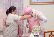 Photo of दरबार साहिब में स्पीकर खण्डूरी ने झुकाए शीश