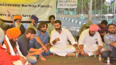 Photo of पीयू बचाओ मोर्चा की सभी मांगें मंजूर, वीसी के साथ हुई मीटिंग