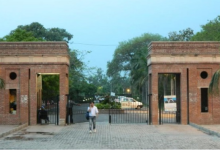 Photo of डीयू: ईडब्ल्यूएस सीटें बढ़ने के बाद भी छात्रों को नहीं मिली जगह