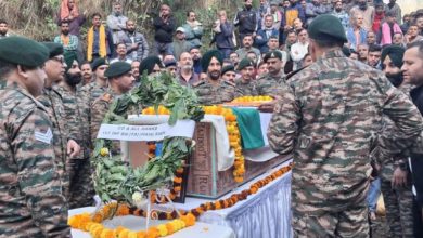 Photo of बलिदानी सूबेदार सुरजीत का अंतिम संस्कार, बेटे ने दी मुखाग्नि