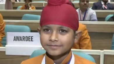 Photo of श्रवण सिंह सम्मानित: फिरोजपुर के बहादुर लाल को मिला वीर पुरस्कार