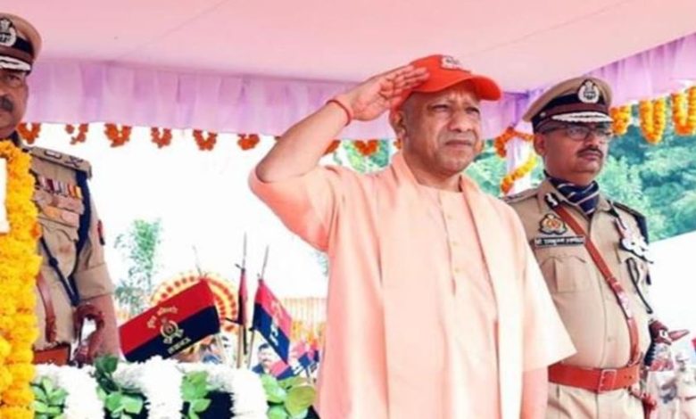 Photo of लखनऊ में ‘पुलिस मंथन 2025′ की शुरुआत, सीएम योगी को दिया गया ‘गार्ड ऑफ ऑनर’