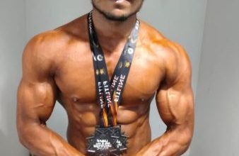 Photo of मिस्टर यूनिवर्स बॉडी बिल्डिंग: छतरपुर के मोनू पाठक ने रचा इतिहास