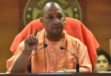 Photo of सीएम योगी की चेतावनी: आदतन यातायात नियम तोड़ने वालों के जब्त हों लाइसेंस, वाहन सीज करें