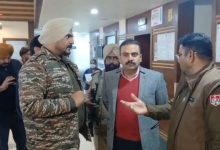 Photo of लुधियाना: निजी अस्पताल की मोर्चरी से महिला का शव गायब, गुस्साए परिजन धरने पर बैठे