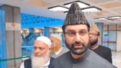 Photo of मीरवाइज उमर फारूक ने एक्स प्रोफाइल से हटाया ‘हुर्रियत चेयरमैन’ का पदनाम