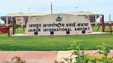 Photo of घने कोहरे से सड़क, रेल और हवाई यातायात प्रभावित, इंटरनेशनल फ्लाइट जयपुर डायवर्ट