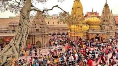 Photo of काशी विश्वनाथ मंदिर प्रशासन का बड़ा फैसला…स्पर्श दर्शन पर अस्थायी रोक