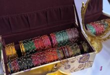 Photo of लाल-हरी, पीली या मल्टीकलर..रेनड्रॉप चूड़ियों का हर शेड दे रहा है लड़कियों को नया रूप