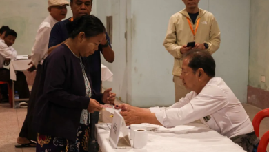 Photo of गृह युद्ध के बाद म्यांमार में चुनाव, वोटिंग सेंटर पर नहीं पहुंच रहे वोटर