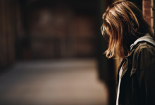 Photo of 37 हजार की सैलरी और एक फ्लैट का ऑफर, मां ने निकाला नई बेटी की तलाश का इश्तेहार