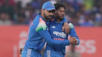 Photo of बीच मैदान कुलदीप यादव पर ‘भड़के’ विराट कोहली, किया चांटा मारने का इशारा