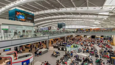 Photo of ब्रिटेन में हवाई अड्डे पर पेपर स्प्रे से हमला, घटना के हीथ्रो एयरपोर्ट पर मचा हड़कंप