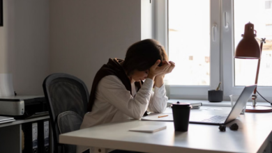 Photo of समय से पहले ऑफिस पहुंचना पड़ा महंगा, कंपनी ने निकाला बाहर