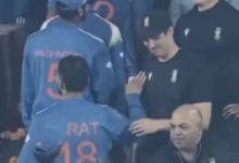 Photo of कोहली ने दक्षिण अफ्रीका के कोच से नहीं मिलाया हाथ?