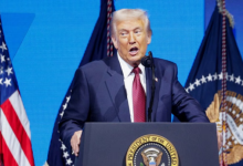 Photo of ट्रंप ने पांच और देशों पर लगाया यात्रा प्रतिबंध