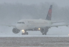 Photo of अमेरिका में आफत बना बर्फीला तूफान