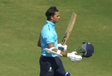 Photo of यशस्वी ने 48 गेंदों में शतक जमा बढ़ाई शुभमन गिल की टेंशन