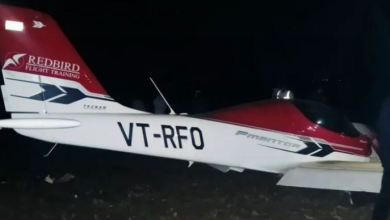 Photo of एमपी में ट्रेनी विमान क्रैश, इंजन फेल होने से बिजली पोल में घुसा एयरक्राफ्ट