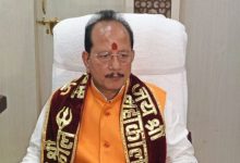 Photo of डिप्टी सीएम विजय कुमार ने आमस सीओ को मौके पर किया निलंबित