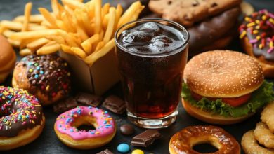 Photo of बच्चे ने पड़ोसी का चुराया खाना, खाते ही उतर गया चोरी का भूत