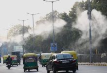 Photo of दिल्लीवासियों को प्रदूषण से हल्की राहत, खराब श्रेणी में बरकरार फिजा