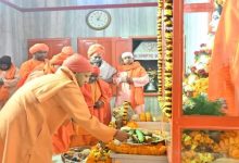 Photo of सीएम योगी ने चढ़ाई गुरु गोरखनाथ को आस्था की खिचड़ी
