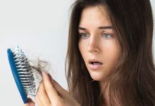 Photo of तेजी से झड़ रहे हैं बाल? तो तुरंत खाना छोड़ दें 4 चीजें