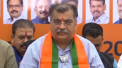 Photo of लातूर से विलासराव देशमुख की यादें मिटाने के बयान पर घमासान