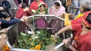 Photo of नव वर्ष 2026 की सुबह बाबा गरीब नाथ धाम में उमड़ा आस्था का महासागर