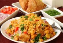 Photo of घर पर बनाएं बाजार जैसा चटपटा समोसा चाट