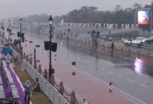 Photo of दिल्ली-NCR में बदला मौसम: कई इलाकों में सुबह से लगातार हो रही बारिश, गिरा पारा