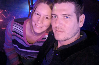 Photo of एक ही छत के नीचे पति-पत्नी और ‘वो’, 20 साल की शादी के बाद लिया ऐसा फैसला