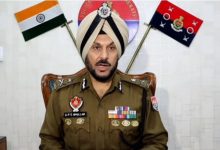 Photo of गायब स्वरूपों के मामले में पुलिस ने 15 जगह दी दबिश, सतिंदर कोहली के चंडीगढ़ निवास की भी तलाशी