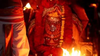 Photo of पौष शुक्ल चतुर्दशी पर महाकाल की भस्म आरती, हजारों श्रद्धालुओं ने किए दर्शन