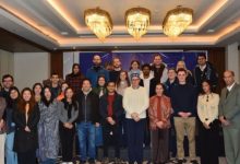 Photo of भारत की विविधता को समझने पहुंचे विदेशी छात्र, श्रीनगर में इंडिया ट्रेक छात्रों से मिले सीएम उमर अब्दुल्ला