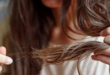 Photo of केमिकल और प्रदूषण के कारण बाल हो गए हैं रूखे और बेजान, तो ट्राई करें घर पर बनें 4 नेचुरल हेयर मास्क