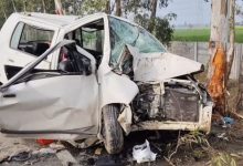 Photo of कैथल में नेशनल हाईवे 152D पर हादसा: सामने पशु आने से पेड़ में टकराई कार