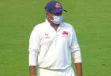 Photo of रणजी ट्रॉफी में मुंबई टीम ने मचाया तहलका, मास्क पहन मैदान पर उतरे खिलाड़ी तो मच गया हंगामा