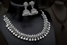 Photo of रॉकेट की तरह भाग रही है चांदी, एक बार फिर तोड़े सभी रिकॉर्ड; अब कितनी हुई कीमत?