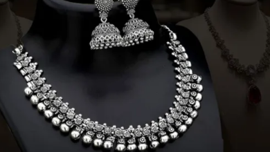 Photo of रॉकेट की तरह भाग रही है चांदी, एक बार फिर तोड़े सभी रिकॉर्ड; अब कितनी हुई कीमत?