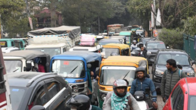 Photo of लखनऊ: जाम लगने पर तीन दरोगा लाइन हाजिर, हजरतगंज में अब नहीं चलेंगे ई-रिक्शा