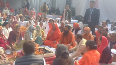 Photo of बाबा रामदेव पहुंचे डावला गांव, रामचंद्र पहलवान के निधन पर दी श्रद्धांजलि; बाबा बालकनाथ भी साथ