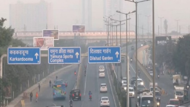 Photo of दिल्ली : सांसों पर संकट पर बरकरार… बेहद खराब श्रेणी की दहलीज पर पहुंची फिजा