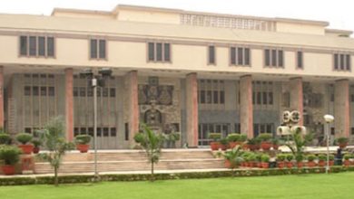 Photo of दिल्ली HC का बड़ा फैसला: मेडिकल छात्र के दूसरे कॉलेज में ट्रांसफर पर रोक रद्द