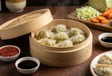 Photo of घर पर बनाने हैं बिल्कुल मार्केट जैसे सॉफ्ट वेज मोमोज, तो नोट कर लें यह आसान रेसिपी