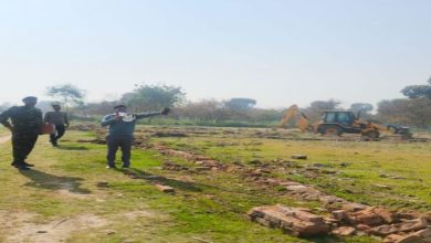 Photo of कानपुर में अवैध कॉलोनियों पर चला KDA का बुलडोजर