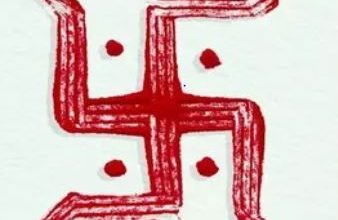 Photo of आखिर क्यों घर के मुख्य द्वार पर बनाया जाता है स्वस्तिक?