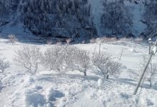 Photo of घाटी में तापमान पहुंचा 21 डिग्री तक, आज रात पहाड़ों पर हो सकती है बर्फबारी